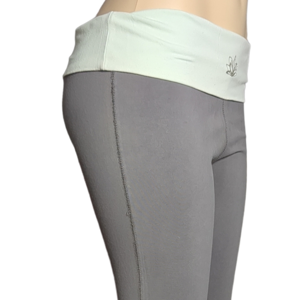 🌹3/25🌹G 21 Grey and Green Active Wear Pants    Size L. - Picture 9 of 15